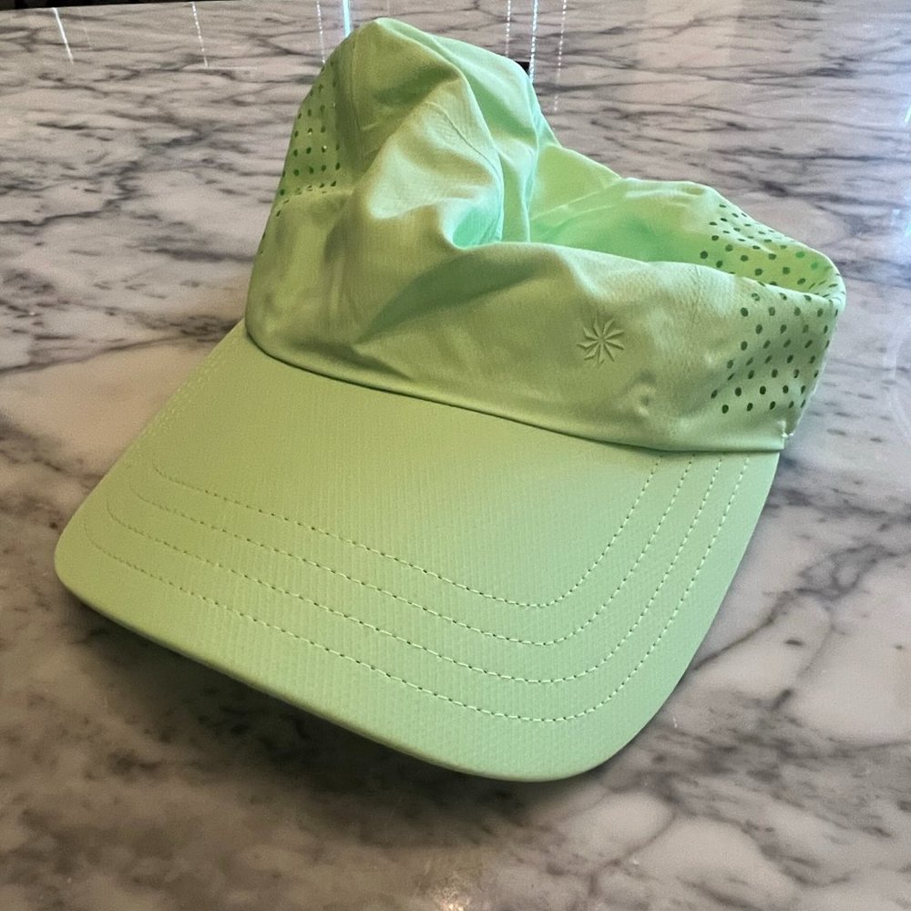 NWOT - Athleta Ultra Light Run Cap